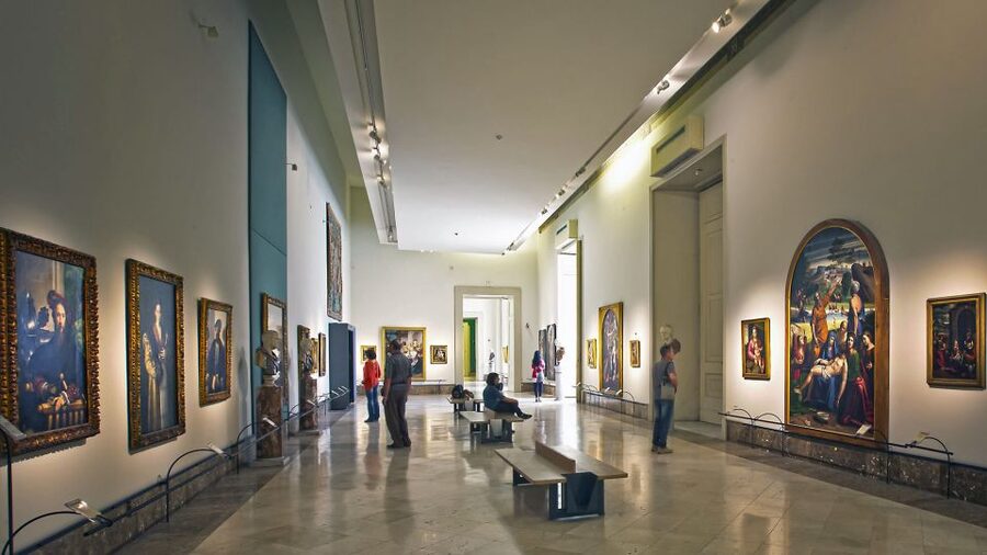 Naples: National Gallery of Capodimonte Tour - Capodimonte in a park: what makes this Naples museum different
