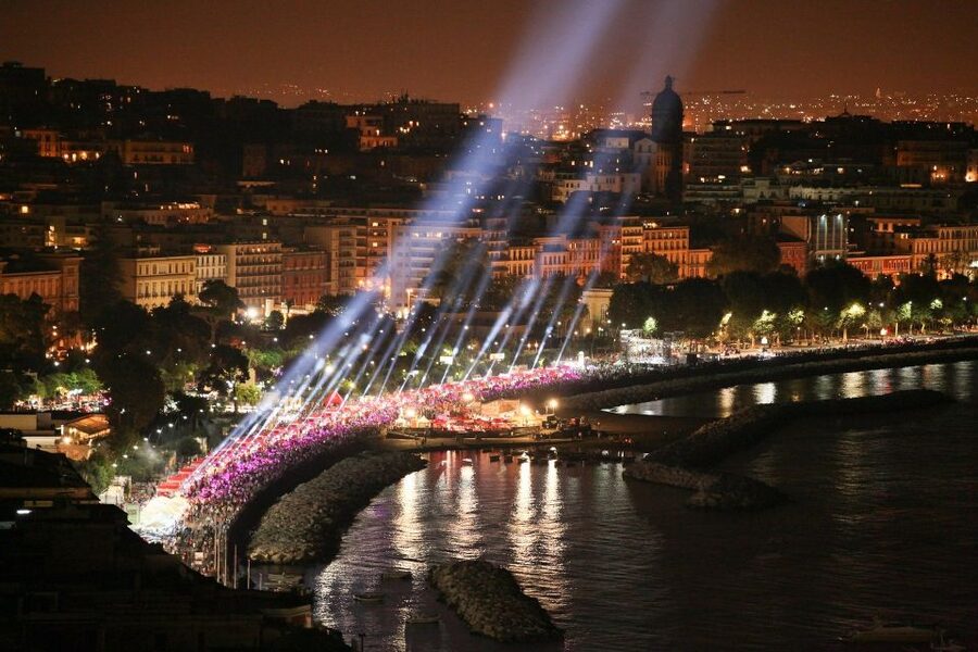 Naples: Night Driving Tour with Local Pizza Dinner - Driver-led, not guide-led: how to get the most from this format