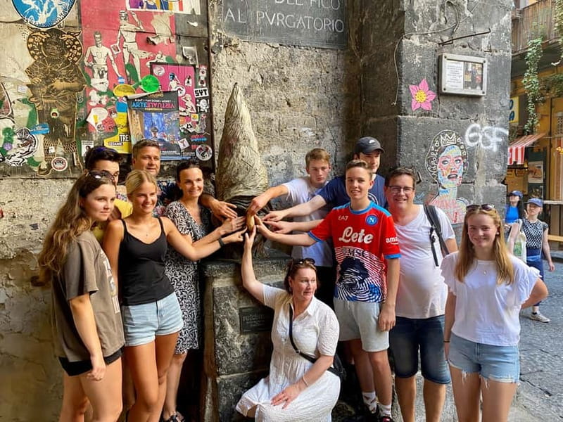 Naples: Old City Center Street Food Tour with Spritz - Key things to know before you go