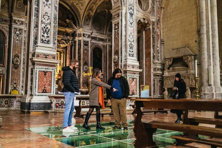 Naples: Old Town Guided Walking Tour - Key highlights at a glance