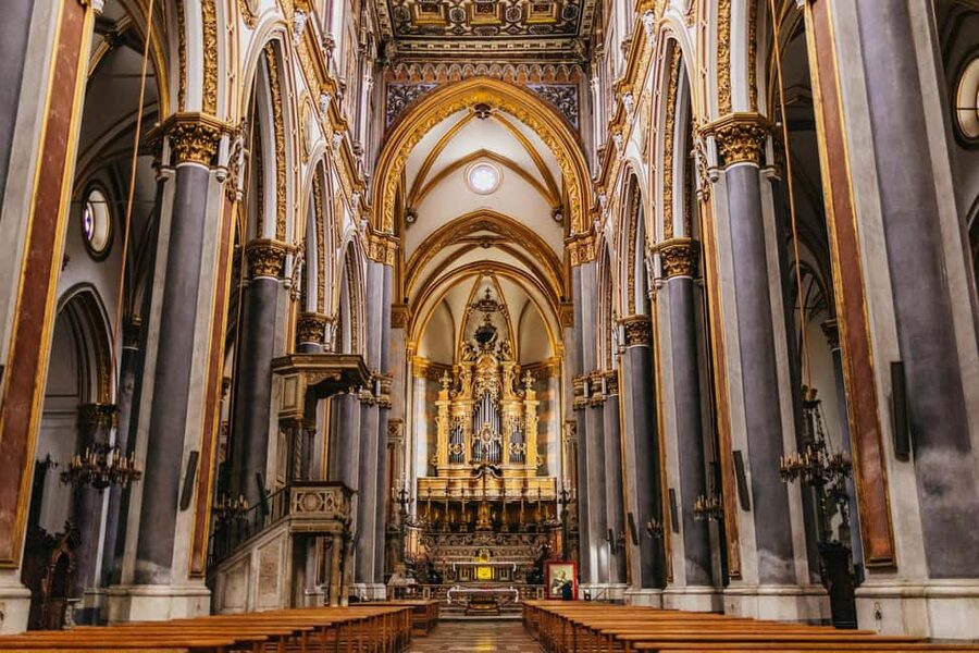 Naples: Old Town Guided Walking Tour - Purgatorio ad Arco and photo stops that actually teach