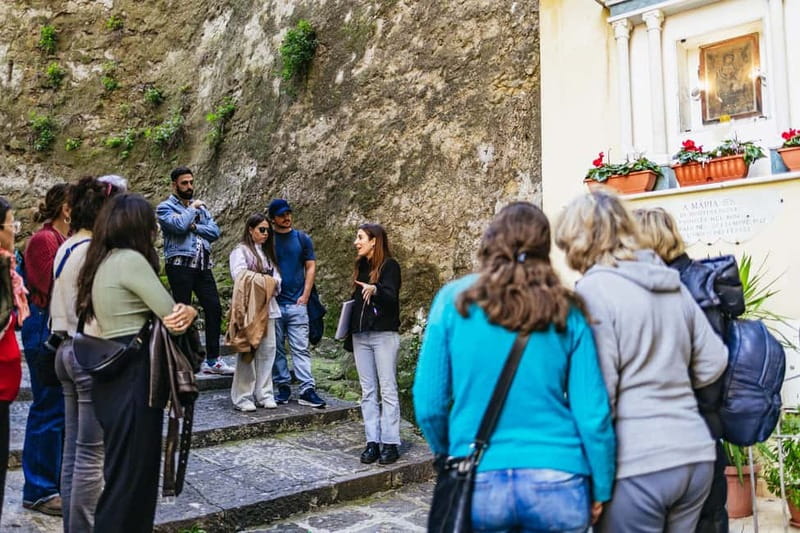 Naples: Panoramic Walking Tour with Funicular - Funicular views that start in Vomero heights