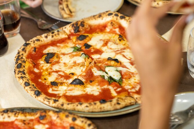 Naples Pizza & Drinks Tour: A Slice of Naples with Eating Europe - Key things I’d bet on before you book