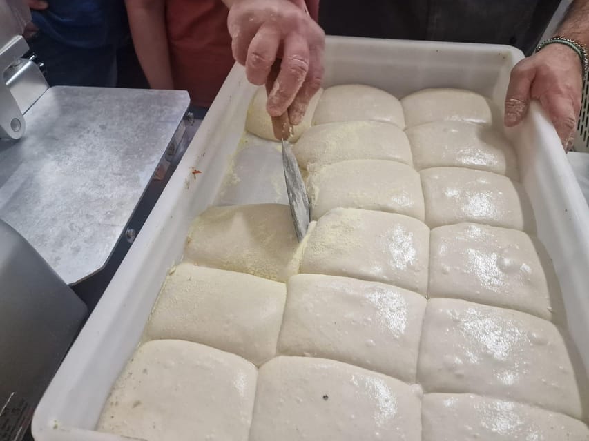 Naples: Pizza Making Class with Local Pizzaiolo - Watching Your Pizza Bake in a Wood-Fired Oven