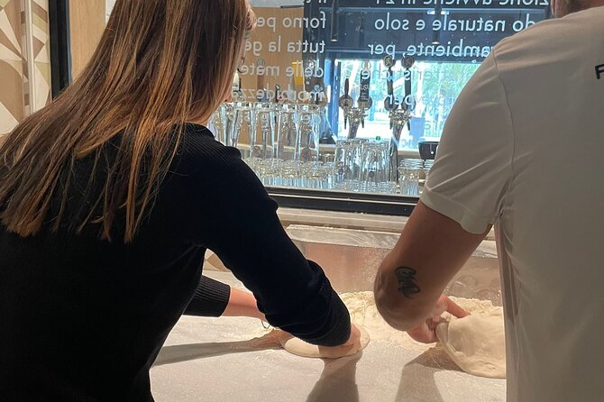 Naples: Pizza Making Class with Professional Pizzaiolo - Lunch or dinner with starter, dessert, and soft drinks