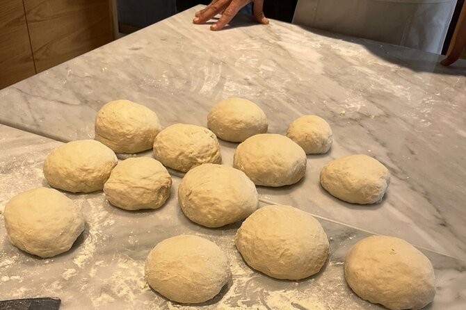 Naples: Pizza Making Class with Professional Pizzaiolo - Who this Naples pizza class is best for