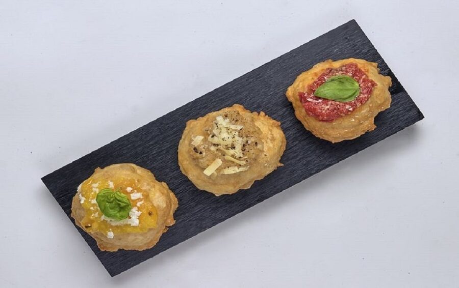 Naples: Pizza tasting gourmet experience - Timing, lunch or dinner, and how to plan your Naples day
