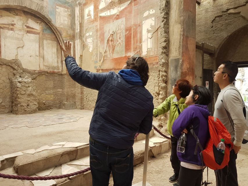 Naples: Pompeii and Herculaneum Private Walking Tour - The 2-Hour Herculaneum Walk: Smaller City, Bigger Impact