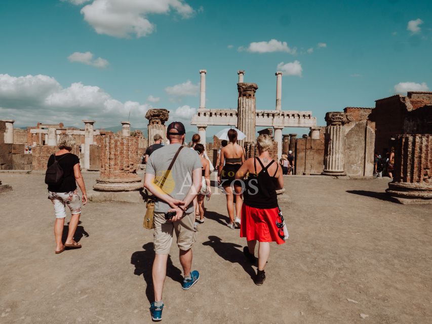 Naples: Pompeii and Mount Vesuvius Entry Tickets and Tour - Key things that make this Pompeii and Vesuvius day tick