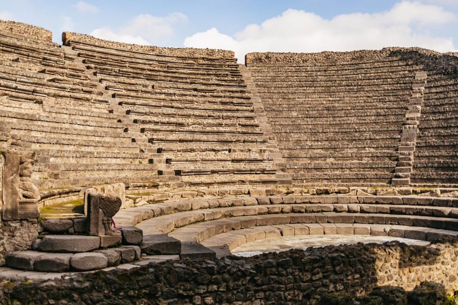 Naples: Pompeii and Mt. Vesuvius with Lunch and Wine Tasting - What to pack, what to wear, and how to pace yourself