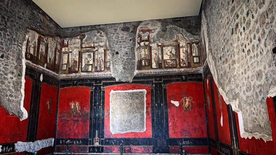Naples: Pompeii Archaeology Park Tour & Skip-the-Line Entry - Baths, Shopfronts, Houses, and Wheel Ruts That Make It Feel Real