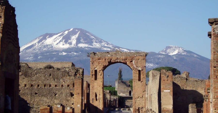 Naples: Pompeii, Herculaneum and Mt. Vesuvius Private Tour - Should you book the Naples Pompeii, Herculaneum, and Vesuvius private tour?