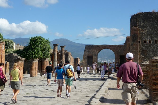 Naples: Pompeii & Mt Vesuvius All-Inclusive Small Group w/ Lunch - Key things to know before you book