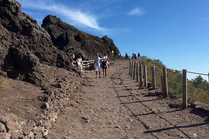 Naples: Pompeii & Mt Vesuvius All-Inclusive Small Group w/ Lunch - Mt. Vesuvius National Park: walk time, crater questions, and the no-restroom reality