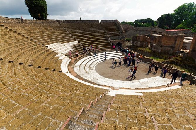 Naples: Pompeii & Mt Vesuvius All-Inclusive Small Group w/ Lunch - Pompeii to lunch: how the meal stop keeps your day from breaking you
