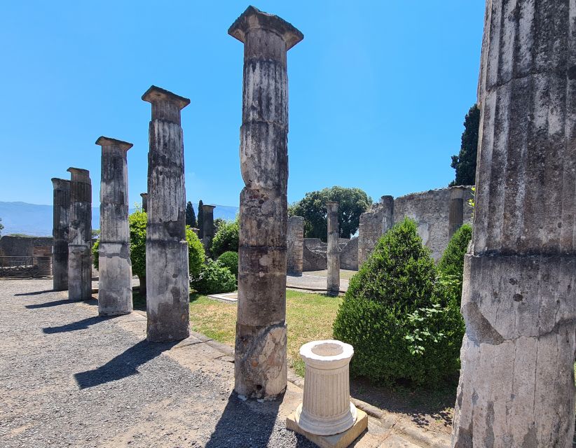 Naples: Pompeii Self Guided Audio Tour - Lupanare Stop: Roman Leisure, With a Heads-Up Tone
