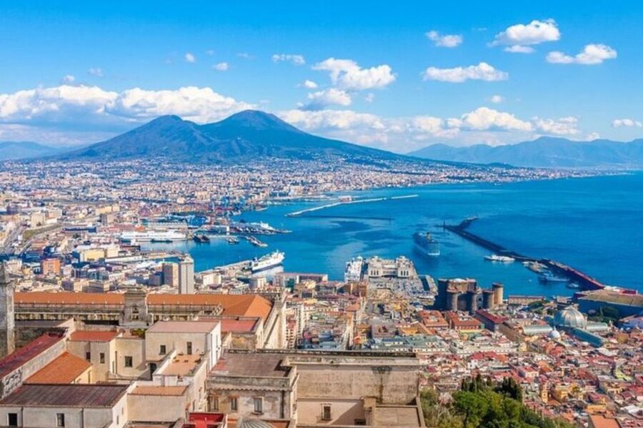 Naples: Private custom tour with a local guide - Meeting your guide and shaping the itinerary
