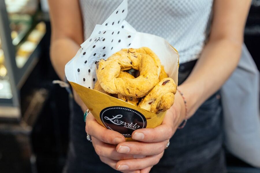 Naples: Private Food Tour – 10 Tastings with Locals - The tastings: limoncello, Pizza Portafoglio, and the Naples classics you actually want