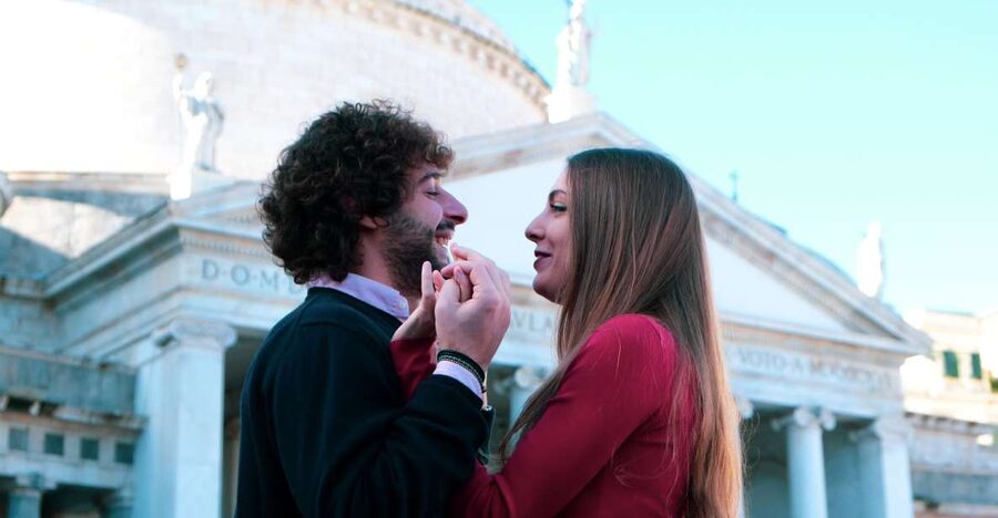 Naples: Private Photoshoot Plebiscito and Vesuvio View - The 45 Minutes You Book, and the Time You Might Feel