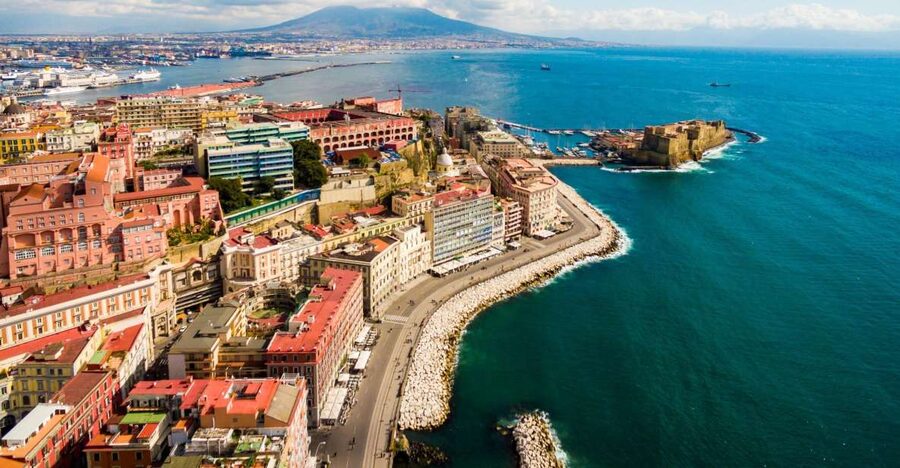 Naples Private Tour with driver and tour guide - Walking with a licensed guide: squares, churches, and Spaccanapoli (Option 2)