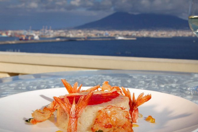 Naples: Romantic Gourmet Dinner on the Rooftop Terrace - Small group size and why it improves the whole evening