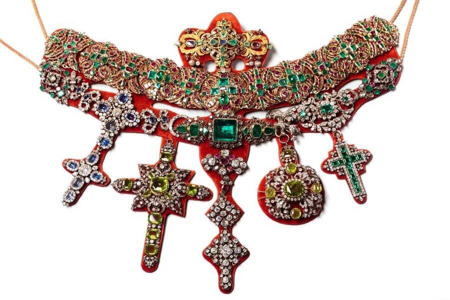 Naples: Royal Chapels & Treasure of St. Gennaro Ticket - Who should book this, and who might prefer another style