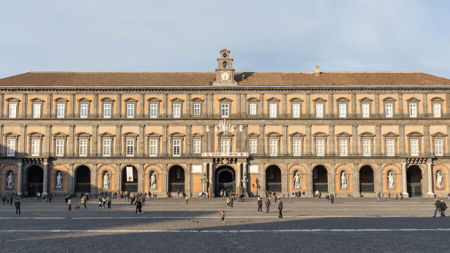 Naples: Royal Palace Entry Ticket with Digital Audio Guide - Who this Royal Palace audio ticket is best for