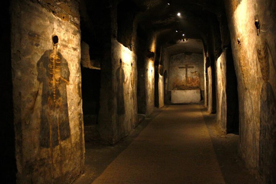Naples: San Gaudioso Catacombs Guided Tour - San Gaudioso Catacombs: what this 45-minute tour feels like