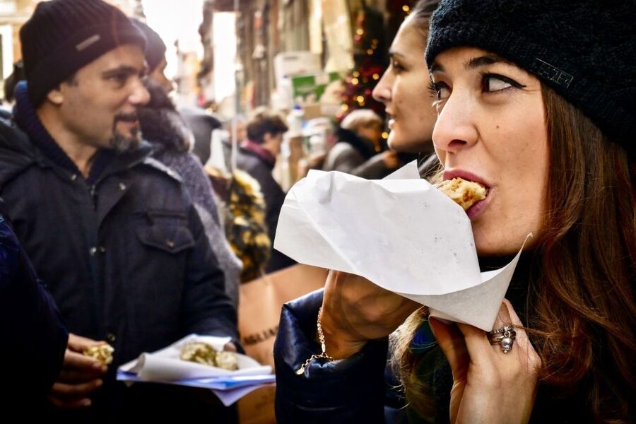 Naples: Secret Food Tour with Local Guide - The fried Neapolitan snack stop (and why it’s a smart first taste)