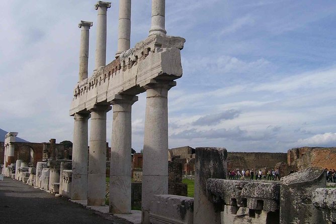 Naples Shore Excursion: Pompeii Half Day Trip from Naples - From Naples Port to Pompeii: the 9:45am meet-up