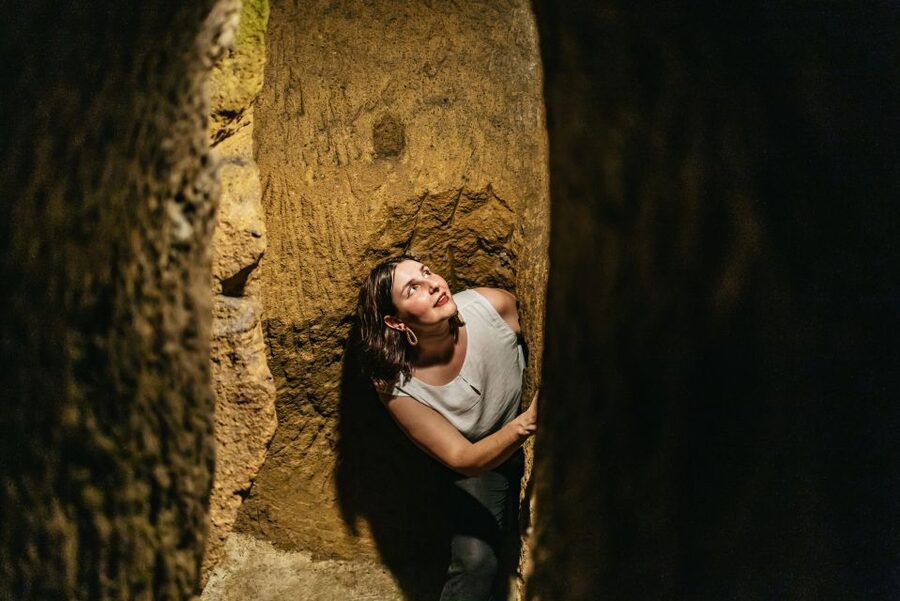 Naples: Spanish Quarters Underground Guided Tour - The history thread: Greeks to wartime Naples