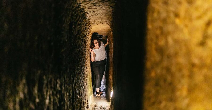 Naples: Spanish Quarters Underground Guided Tour - Price and value: what $17 really buys