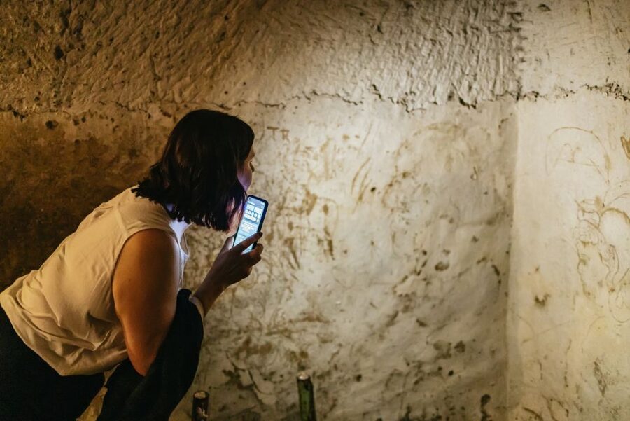 Naples: Spanish Quarters Underground Guided Tour - Practical tips to make the underground walk easier