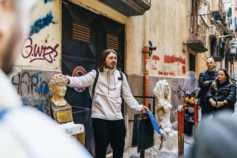 Naples: Street Art & History Tour in the Spanish Quarters - Murales Maradona stop: 20 minutes to linger and look closely