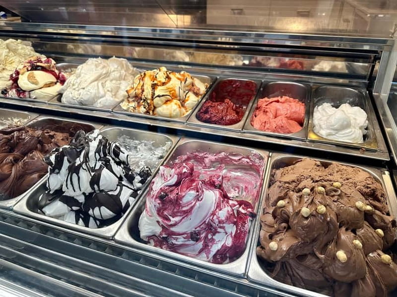 Naples: Street Food and Guided Sightseeing Walking Tour - Key highlights
