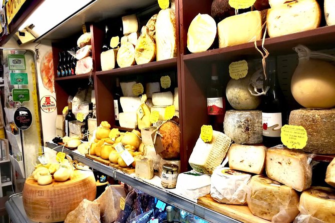 Naples: Street Food and Sightseeing Tour with Local Expert - Price and what $45.65 buys you in real terms