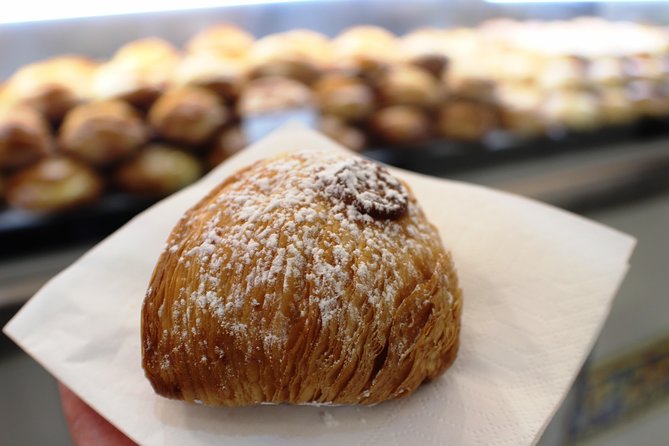 Naples Street Food Tour: Discover Local Flavors with Expert Guide - Via dei Tribunali and pizza fritta, plus Pulcinella d’Acerra stories