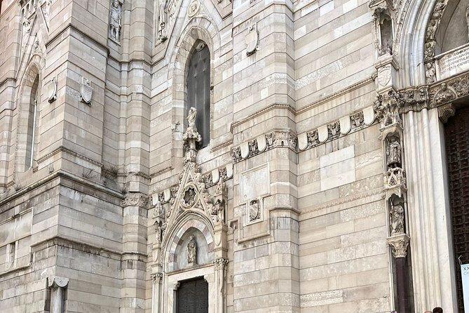 Naples Stress-Free Tour: Between Mystery, Legends & History - Duomo di Napoli: Saint Gennaro, miracle lore, and how to dress for it