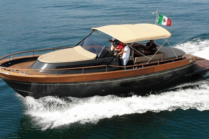 Naples: Sunset Sailing Experience with Aperol Spritz - English commentary and the small group size (up to 12)
