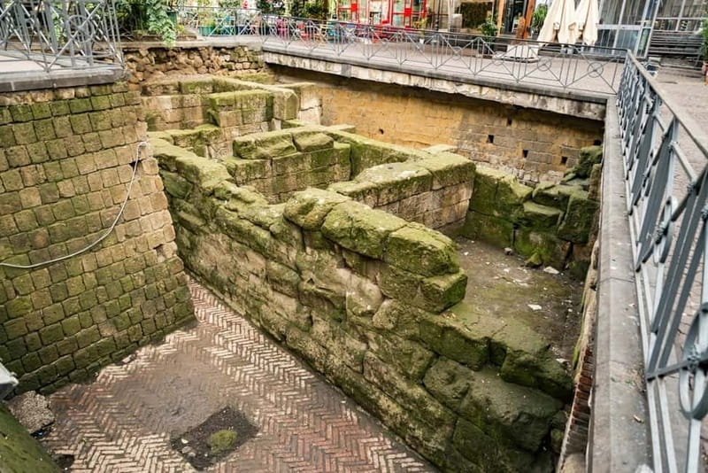 Naples Top Sights & Underground small group tour - Who should book this tour, and who should skip it
