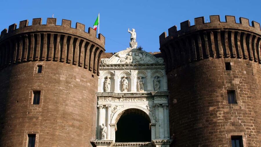 Naples: tour between Maschio Angioino and Plebiscito square - Teatro San Carlo exterior: seeing why it’s famous without needing a ticket