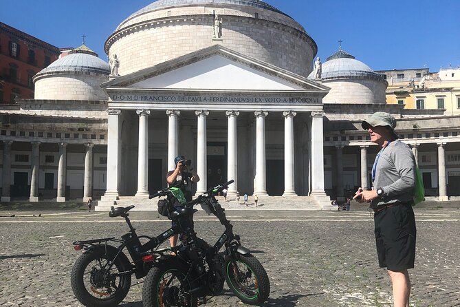 Naples tour by E-BIKE - From Castel Nuovo to Via Toledo: your quick Naples orientation