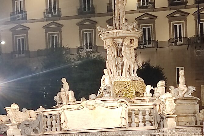 Naples Tour culture and food tour - Piazza Dante, then Via Toledo: A Walk Through Shops and Stories
