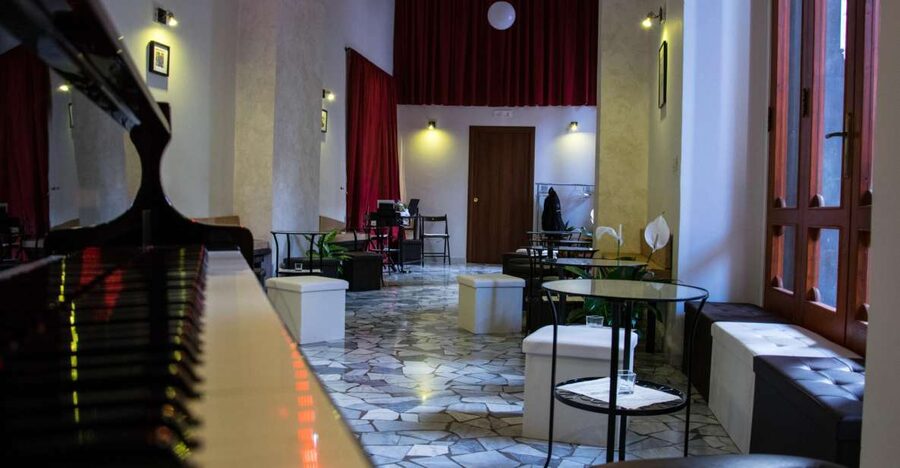 Naples: Traditional Neapolitan Music Concert - Why this 1-hour Neapolitan concert makes a great Naples night