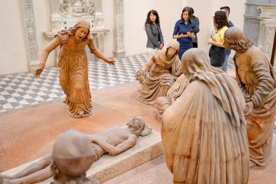 Naples Veiled Christ OR 3D Caravaggio: sculpture guided tour - Museodivino micro-sculptures and a Neapolitan coffee reset