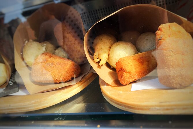 Naples Vomero: A Unique Traditional Food Tour by Do Eat Better - Naples Vomero by foot and fork: the basic idea