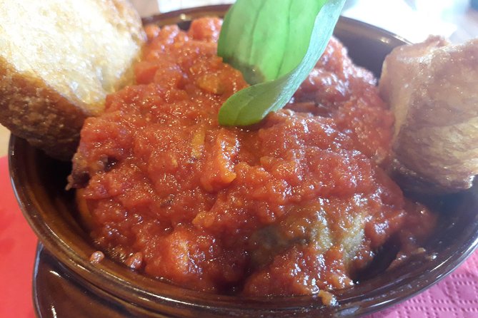 Naples Vomero: A Unique Traditional Food Tour by Do Eat Better - Should you book the Naples Vomero food tour with Do Eat Better?