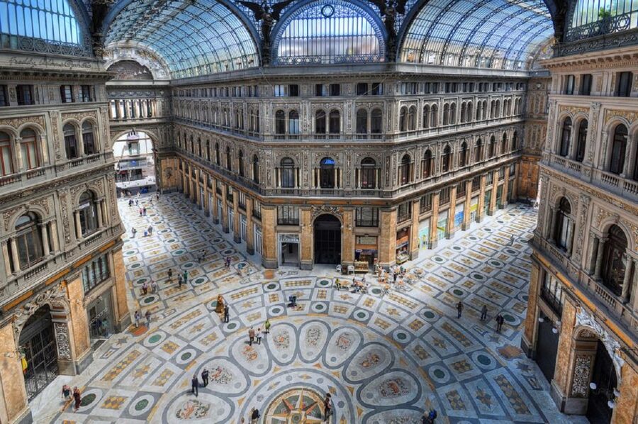Naples: walk to Naples with local guide - Piazza del Gesù Nuovo: quick stop, strong visual punch