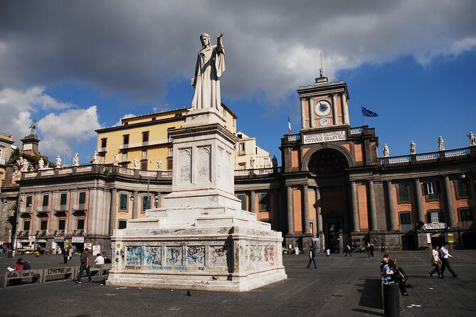 Naples walking tour + Neapolis buried - Historic Center Highlights: Ancient Street Lines, Churches, and the Mix of Eras