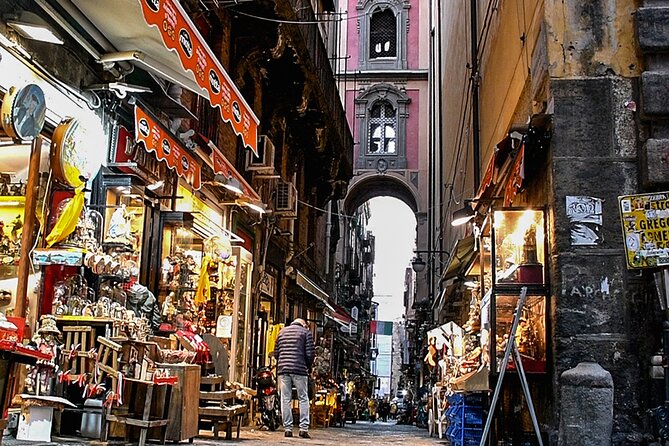 Naples: Walking Tour of the Historical Center - A tight 2-hour route through Naples’ historical center